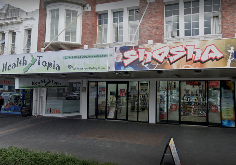 657-659_Victoria_Street__Hamilton_Central__Hamilton_3204-a_1